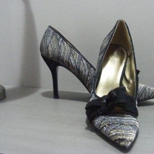Dressy Black and Metallic Gold Pump